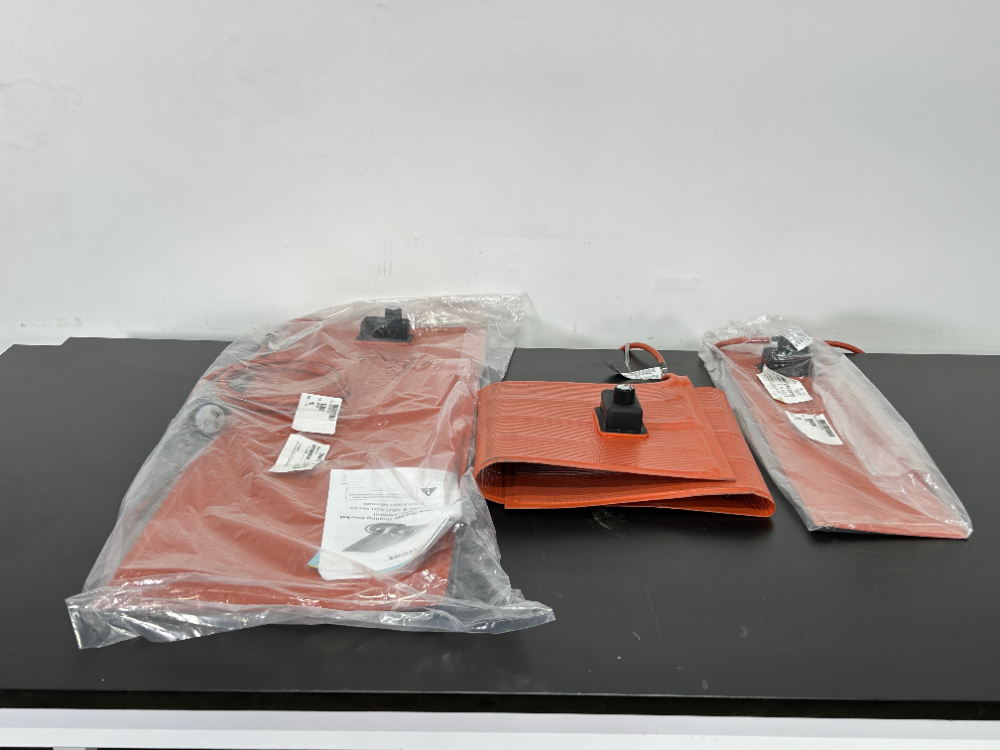 Image of BriskHeat Silicone Rubber Heating Blanket w/ Control
